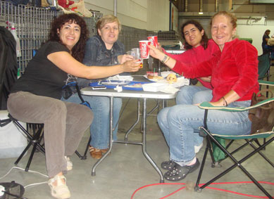 Paty, NuriaPei, NuriaChow y Vane